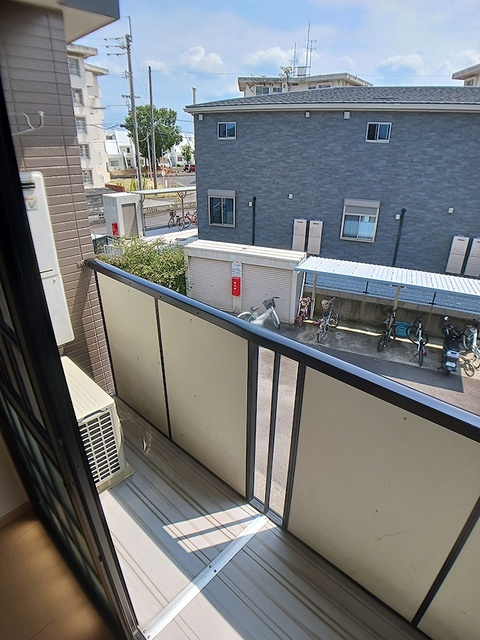 バルコニー　バルコニー