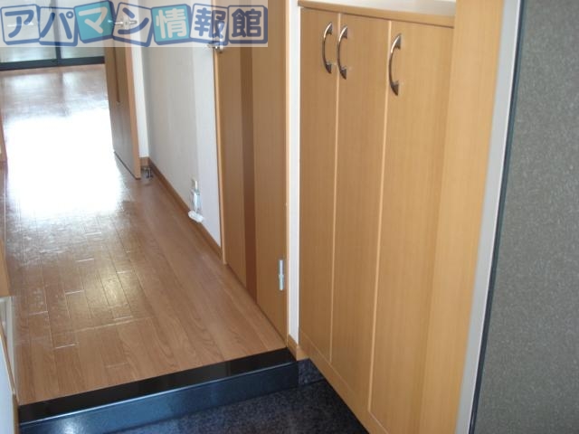 玄関　玄関