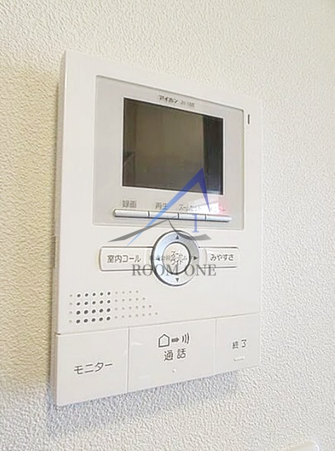 セキュリティ　モニター付きインターホンです。
