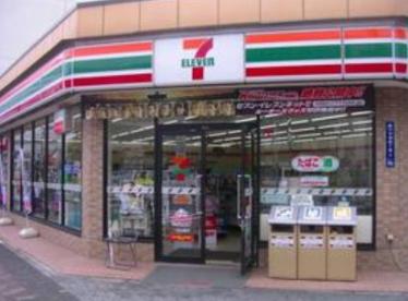 コンビニ　セブンイレブン渋谷千駄ヶ谷3丁目店（コンビニ）まで47m