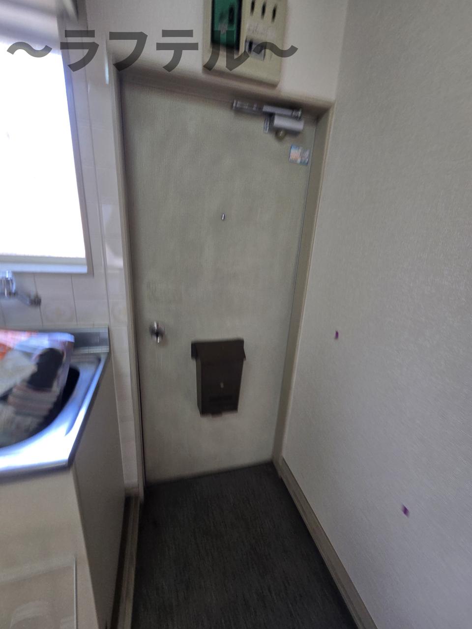 玄関　別部屋イメージ写真