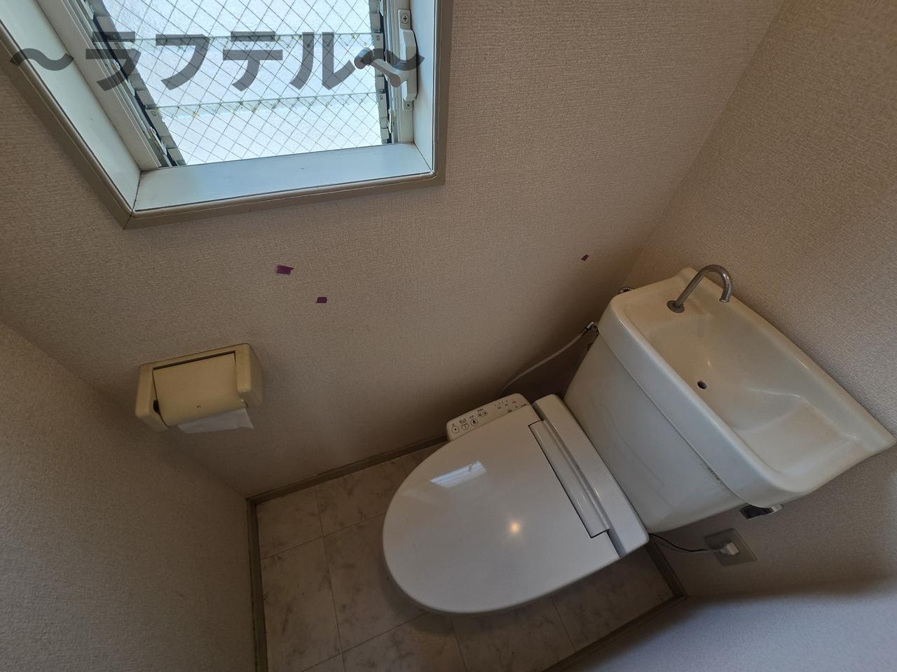 トイレ　別部屋イメージ写真