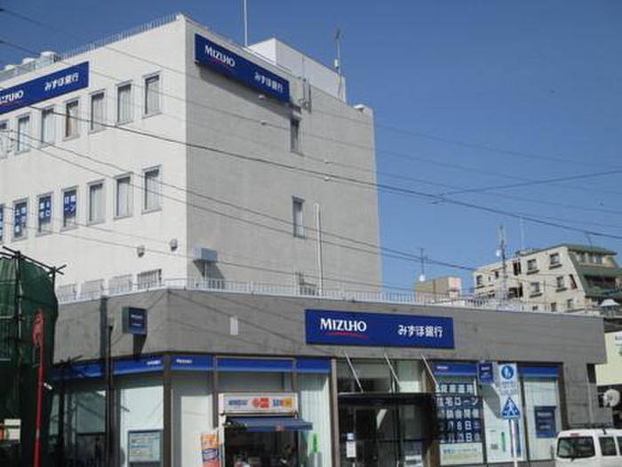 銀行　みずほ銀行大森支店（銀行）まで782m