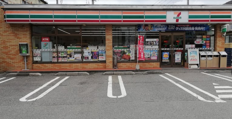 コンビニ　セブンイレブン 与野鈴谷3丁目店（コンビニ）まで726m