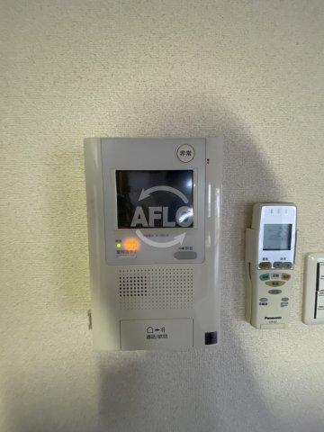 セキュリティ　ヴェスタ堀江　テレビ付きモニターホン
