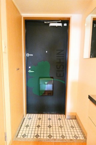 玄関　下駄箱もしっかりついてます！