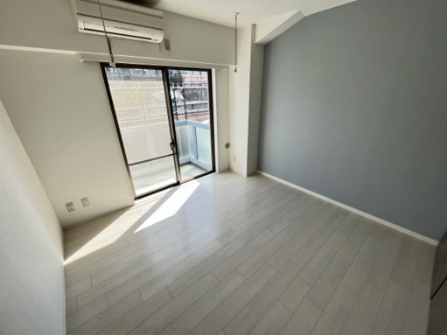 居室・リビング　※同タイプのお部屋写真を使用しております。