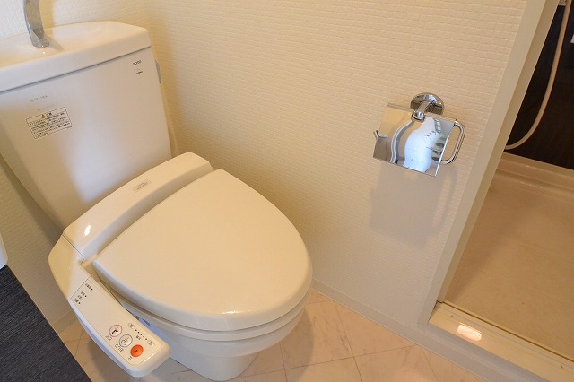 トイレ　ウォシュレット完備です