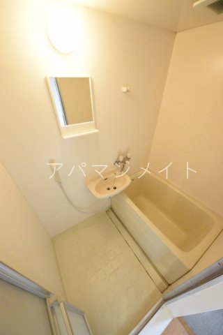 バス・シャワールーム　日々の疲れを癒すお風呂付です