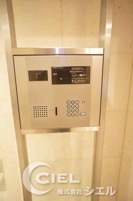 セキュリティ　オートロック完備