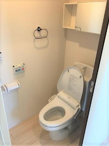 トイレ　シャワー付トイレ
