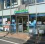 コンビニ　ファミリーマート原宿神宮前店（コンビニ）まで265m