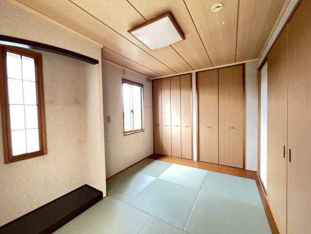 久原二丁目貸家の居間写真