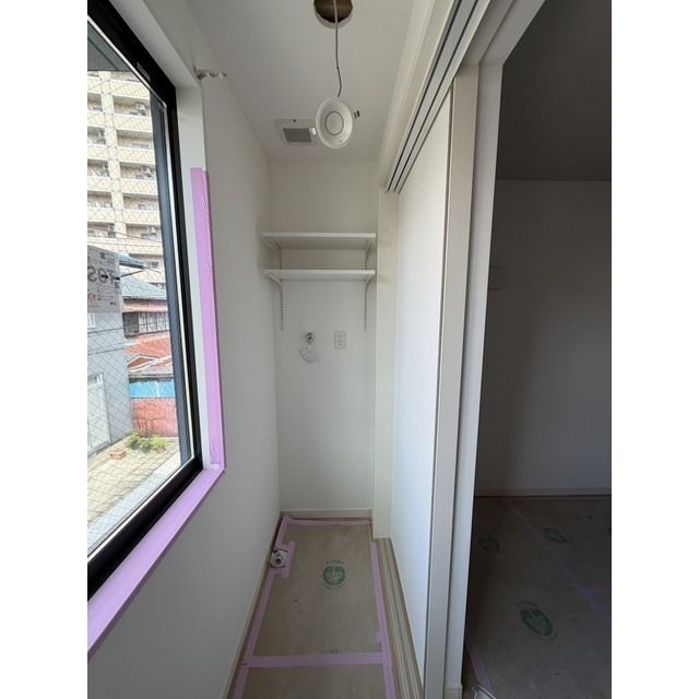 Rooms万代5の内装写真