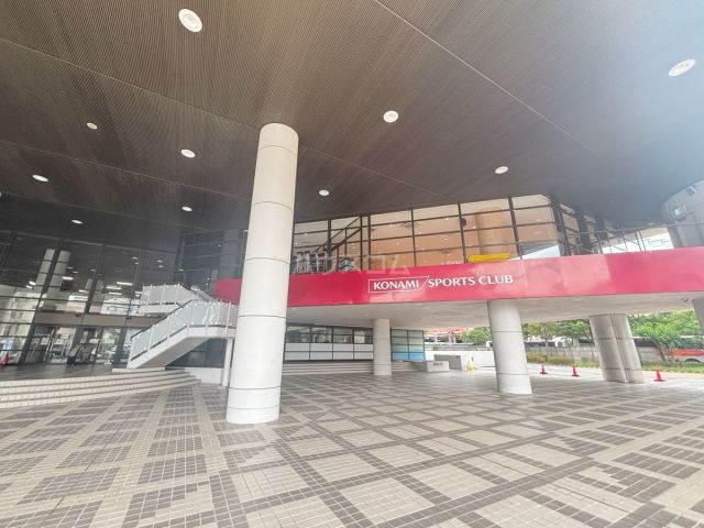 その他　コナミスポーツクラブ本店（その他）まで3243m