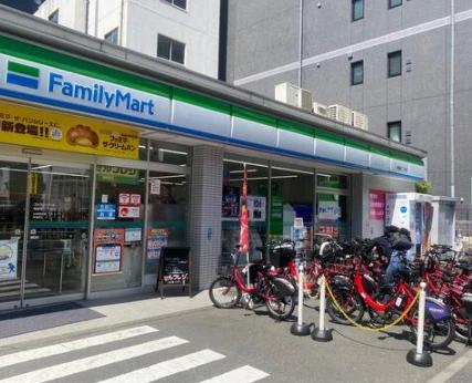コンビニ　ファミリーマート 堀留町二丁目店（コンビニ）まで151m