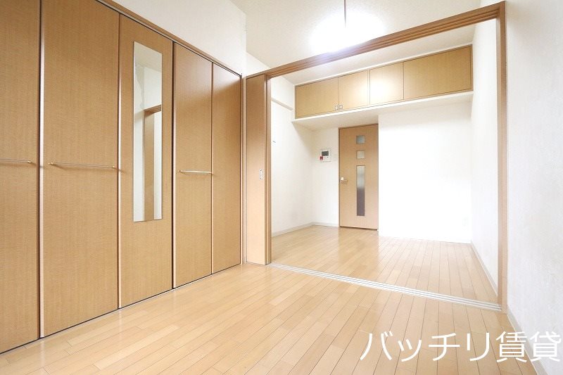 居室・リビング　画像は別号室イメージの為、現況を優先いたします。