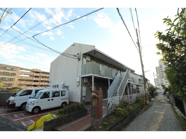 建物外観　芦屋市親王塚町「駿・親王塚ハイツ」