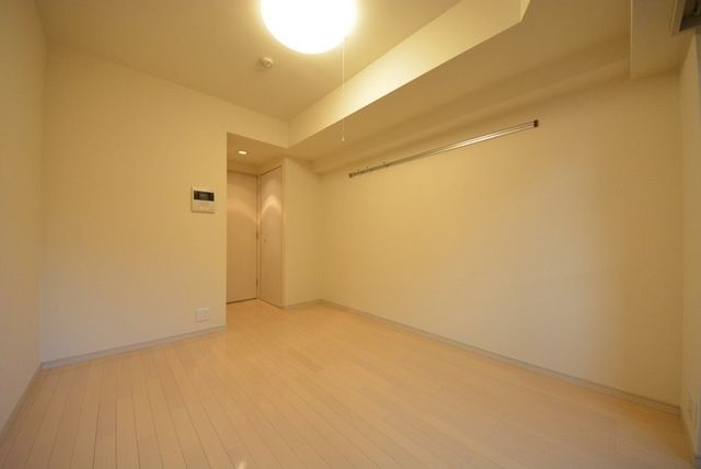 その他部屋・スペース　★洋室６．７帖★