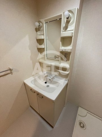 洗面設備　コンフォート杭全　独立洗面台