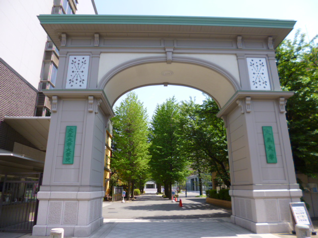 その他　大正大学です。三田線は大学の多い沿線です。