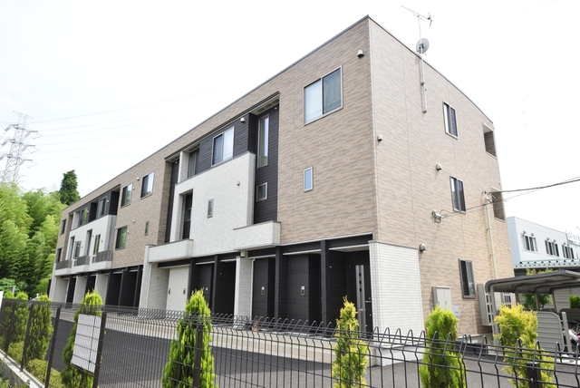 建物外観　★お部屋探しはタウンハウジング稲田堤店まで★