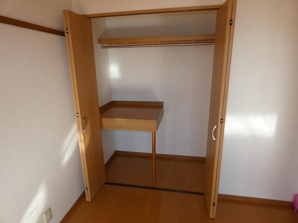 収納　クローゼット