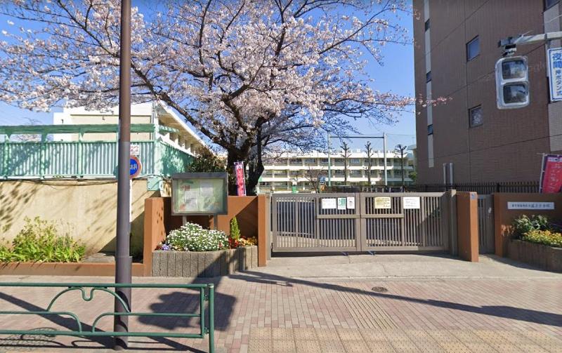 小学校　道上小学校（小学校）まで80m