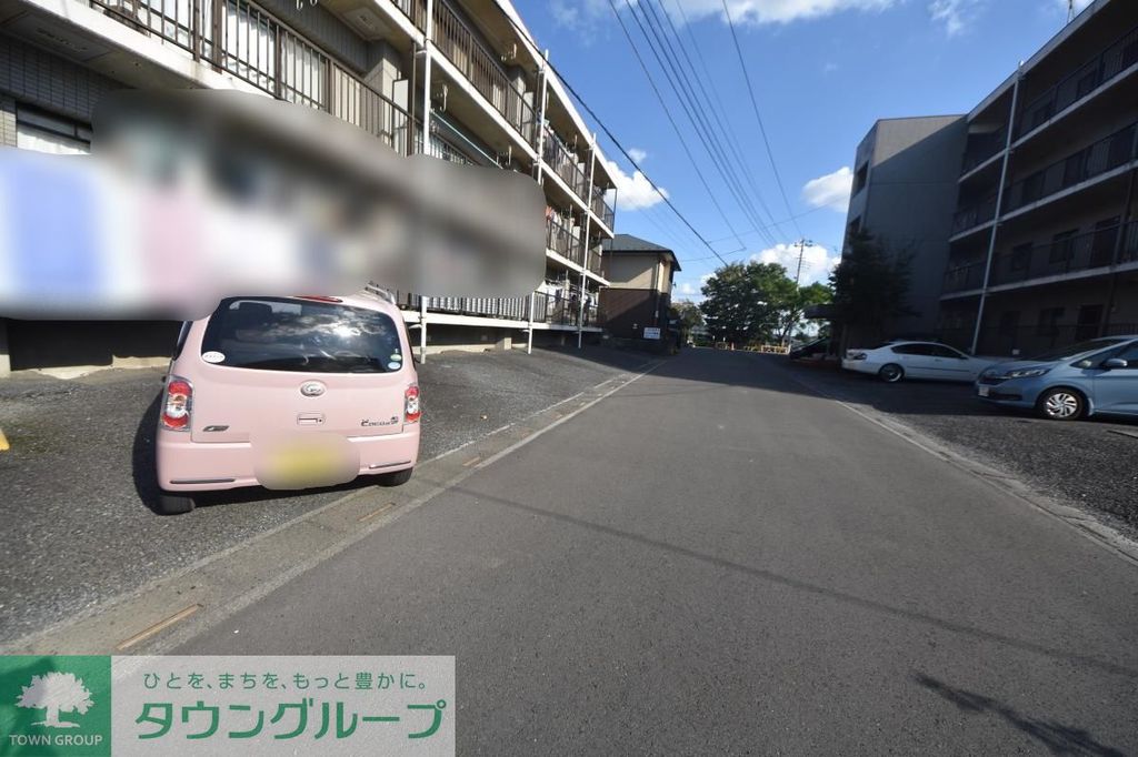 駐車場　駐車場
