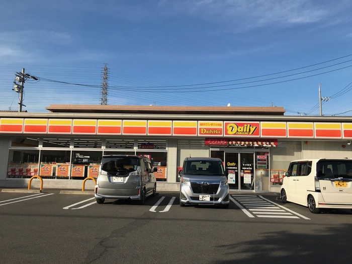 コンビニ　デイリーヤマザキ 名古屋赤城町店（コンビニ）まで210m