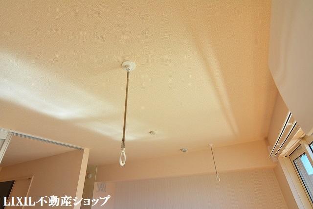 その他設備　ＬＤＫに室内物干しがあります。