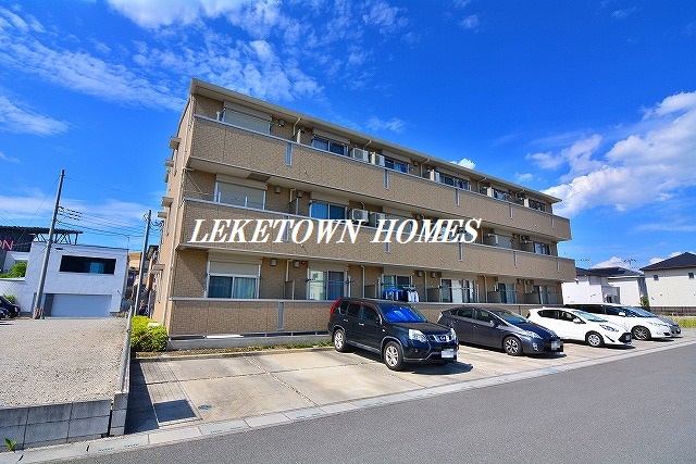 建物外観　レイクタウンでのお部屋探しは『地元』の当社にお任せ下さい！