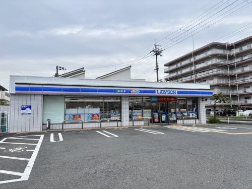 コンビニ　ローソン 忠岡東店（コンビニ）まで438m