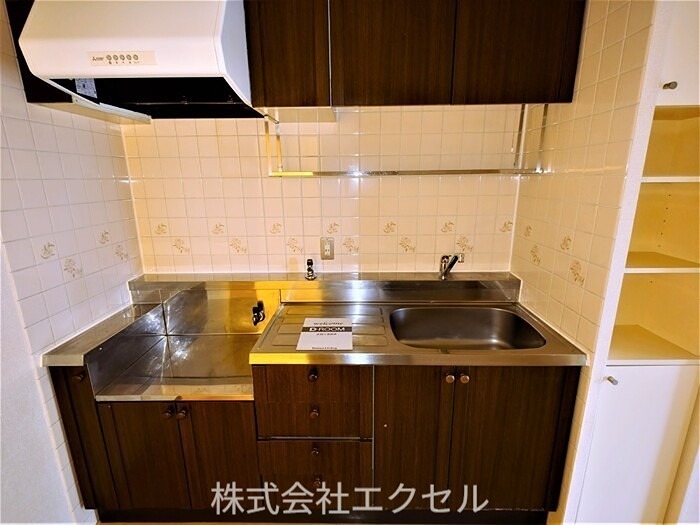 多摩都市モノレール 上北台駅 徒歩10分 4階建 築34年のキッチン写真
