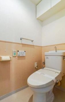 りんかい線 東雲駅 徒歩10分 14階建 築24年のトイレ写真