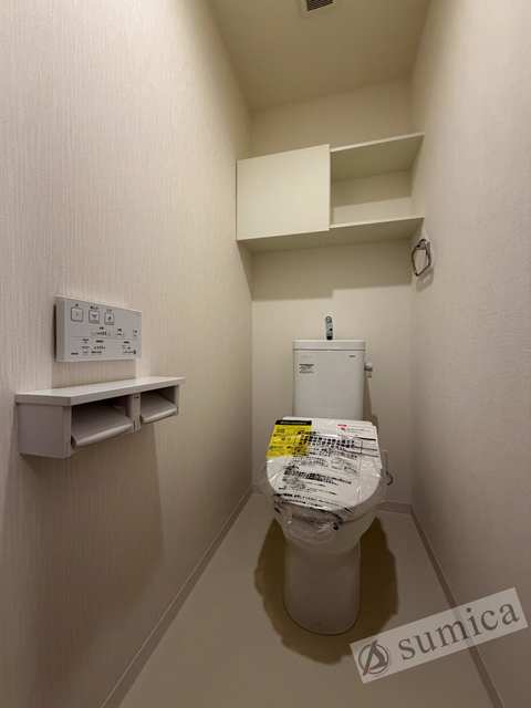地下鉄千日前線 新深江駅 徒歩2分 9階建 築1年のトイレ写真