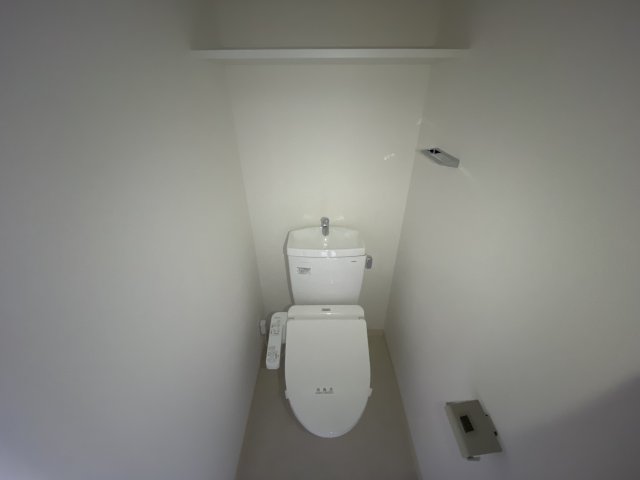 エステムコート神戸元町2ブリーズのトイレ写真