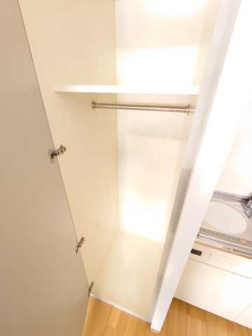 収納　別部屋の参考写真となります