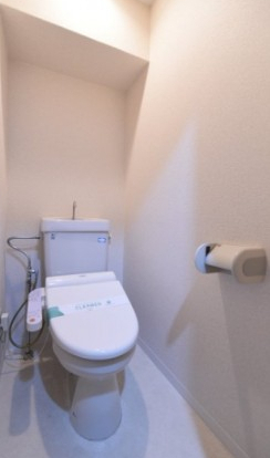 京王線 下高井戸駅 徒歩5分 9階建 築29年のトイレ写真