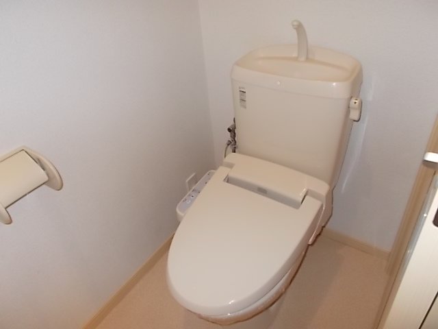 トイレ　トイレもきれいです