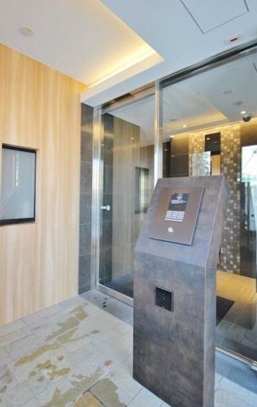 西武新宿線 都立家政駅 徒歩4分 8階建 築8年の外観写真