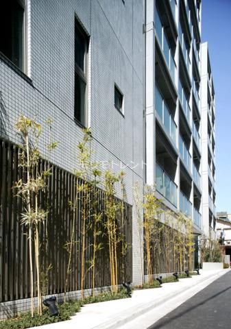 都営新宿線 菊川駅 徒歩3分 築21年