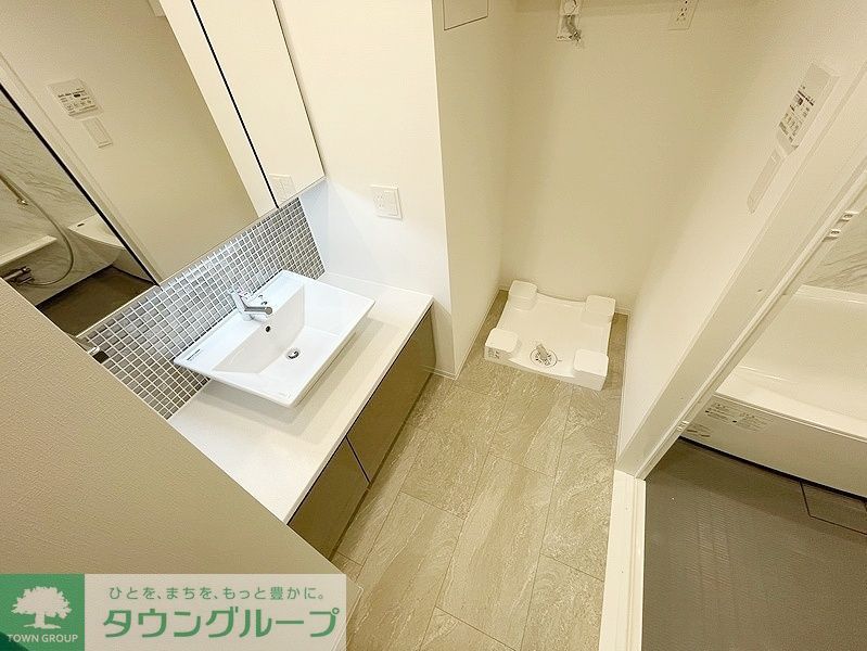 洗面設備　お問合せは(株)タウンハウジングレジデンス事業部　赤坂店・…