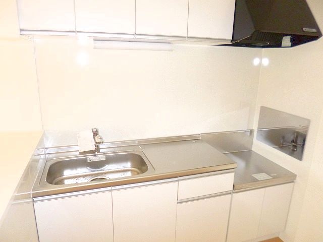 ブリーゼ一番館のキッチン写真