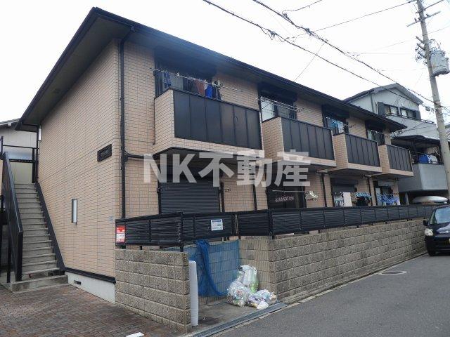 プラサート小阪の外観写真