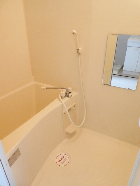 バス・シャワールーム　★うれしいバス・トイレ別★※同タイプ参考写真