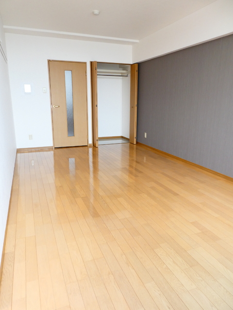 その他部屋・スペース　※同タイプ参考写真（クロスの色が異なる場合があります）