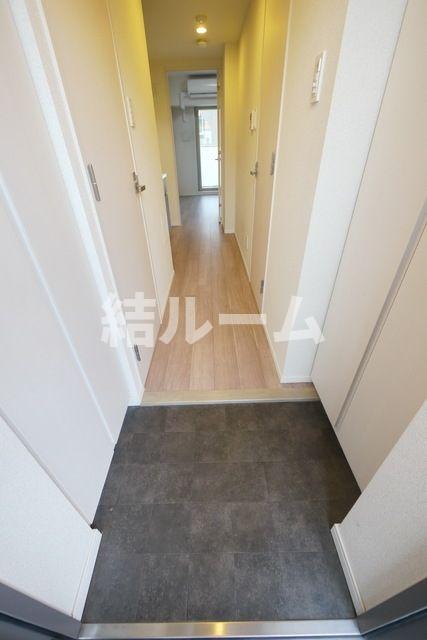 東京メトロ有楽町線 地下鉄成増駅 徒歩4分 6階建 築10年の玄関写真