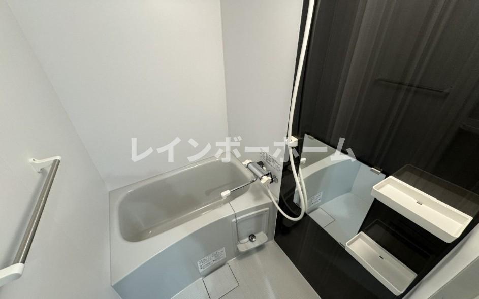 バス・シャワールーム　※同施工別物件参考写真