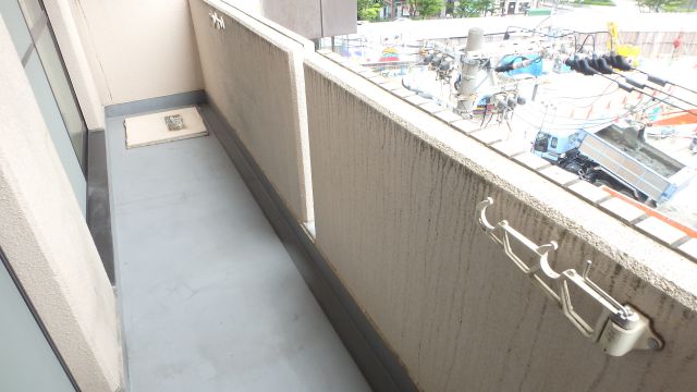 地下鉄御堂筋線 中津駅 徒歩1分 7階建 築40年の内装写真